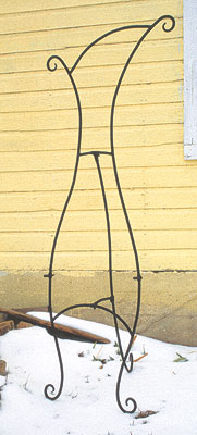 Xylem Ginger Wrought Iron Display Easels